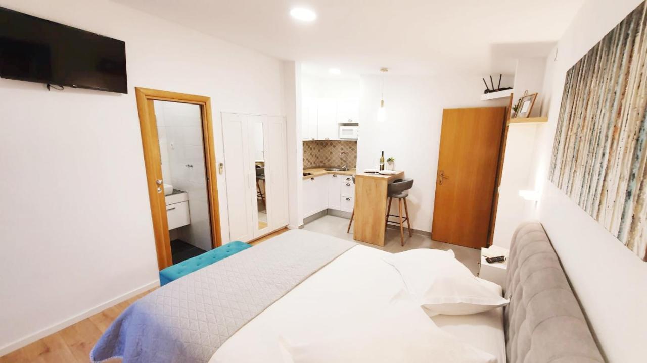 Apartments Palma Baška Voda Esterno foto