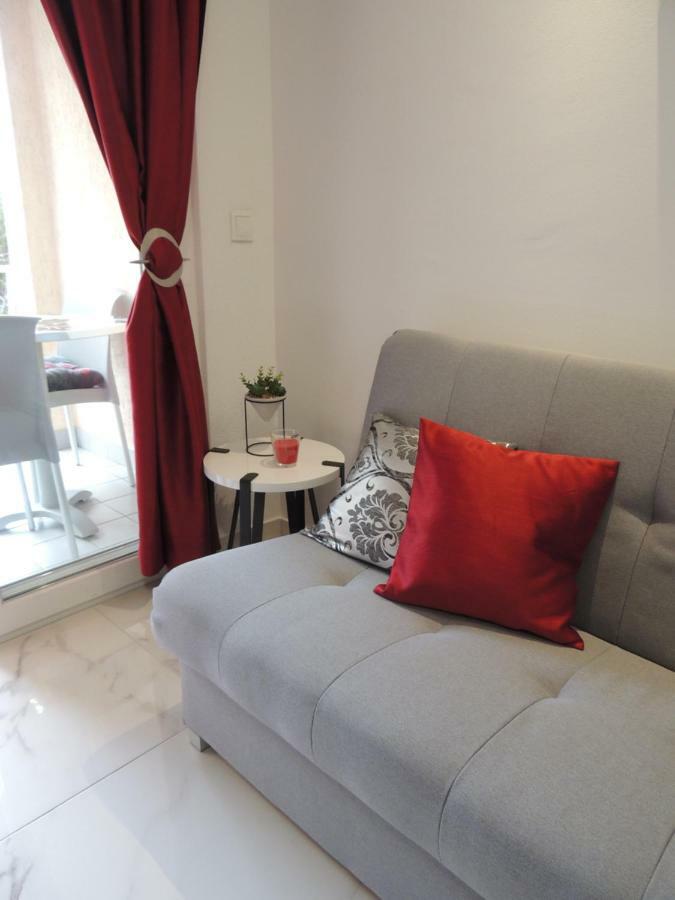 Apartments Palma Baška Voda Esterno foto