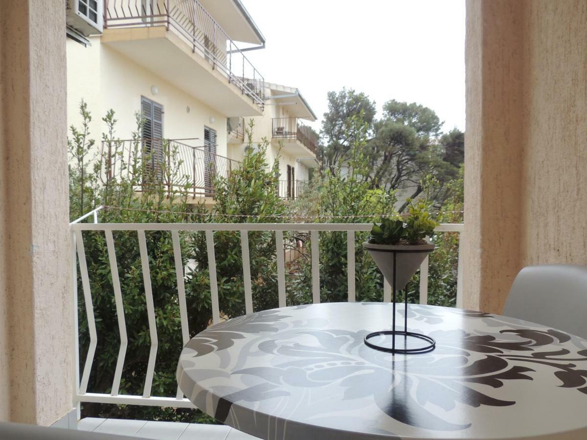 Apartments Palma Baška Voda Esterno foto